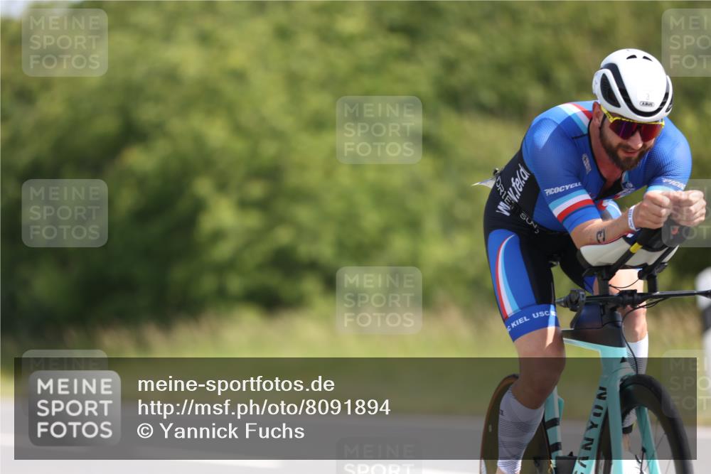 22.06.2025 - Viking Triathlon Yannick Fuchs http://msf.ph/oto/8091894 22.06.2025 11:11:50 Radfahren 3, 33, 152, 347, 489, 604 meine-sportfotos.de