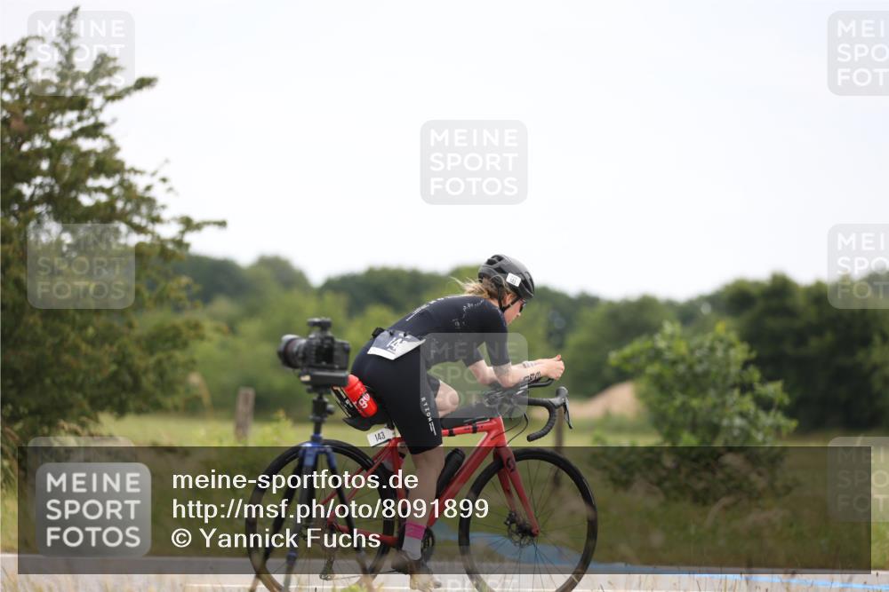 22.06.2025 - Viking Triathlon Yannick Fuchs http://msf.ph/oto/8091899 22.06.2025 13:30:09 Radfahren 143 meine-sportfotos.de