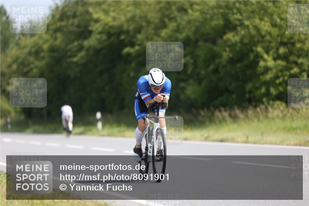 22.06.2025 - Viking Triathlon Yannick Fuchs http://msf.ph/oto/8091901 22.06.2025 11:11:51 Radfahren 3, 152, 347, 489, 604 meine-sportfotos.de