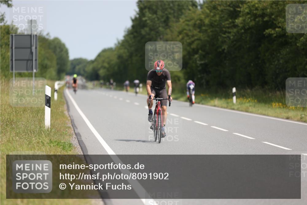 22.06.2025 - Viking Triathlon Yannick Fuchs http://msf.ph/oto/8091902 22.06.2025 11:54:02 Radfahren 115, 159, 222 meine-sportfotos.de