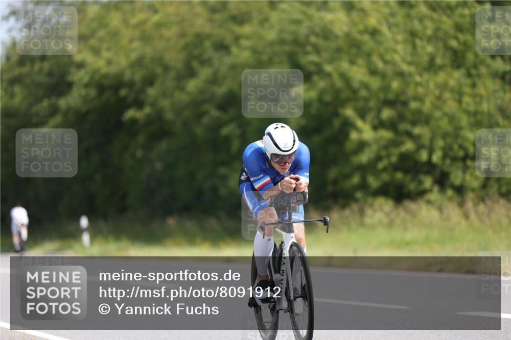 22.06.2025 - Viking Triathlon Yannick Fuchs http://msf.ph/oto/8091912 22.06.2025 11:11:52 Radfahren 3, 347, 489, 604 meine-sportfotos.de