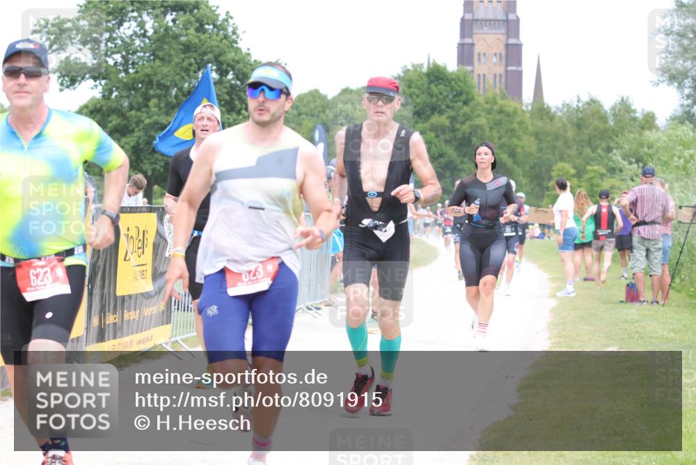 22.06.2025 - Viking Triathlon H.Heesch http://msf.ph/oto/8091915 22.06.2025 15:12:52 Laufen 98, 337, 408, 543, 623 meine-sportfotos.de