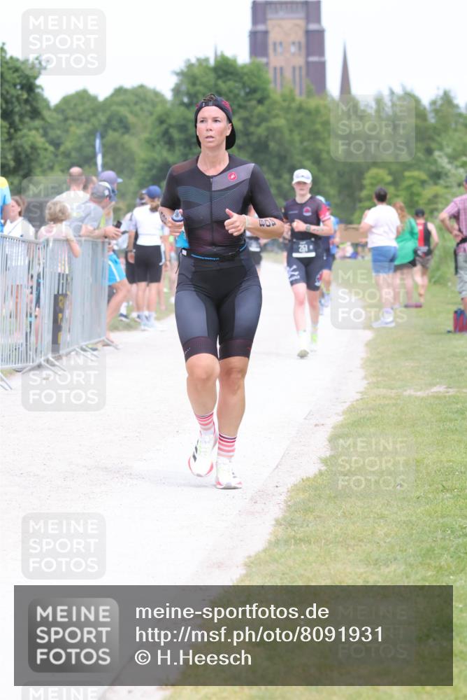 22.06.2025 - Viking Triathlon H.Heesch http://msf.ph/oto/8091931 22.06.2025 15:12:55 Laufen 98, 251, 337, 395, 408, 543, 623 meine-sportfotos.de
