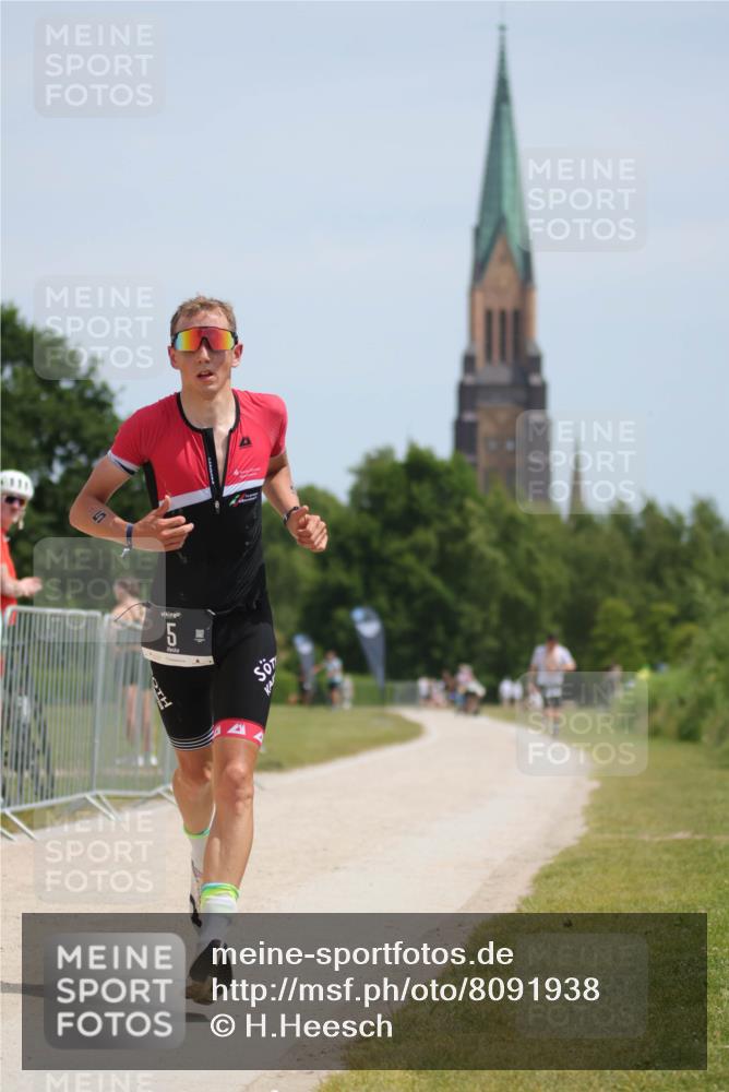 22.06.2025 - Viking Triathlon H.Heesch http://msf.ph/oto/8091938 22.06.2025 13:01:21 Laufen 5 meine-sportfotos.de