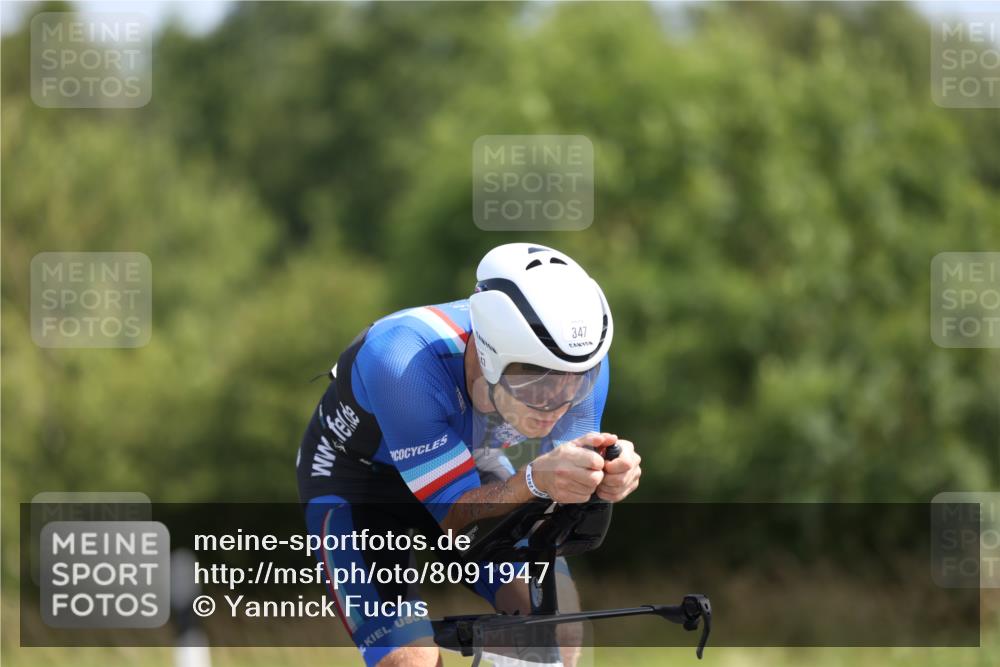 22.06.2025 - Viking Triathlon Yannick Fuchs http://msf.ph/oto/8091947 22.06.2025 11:11:52 Radfahren 3, 347, 489, 604 meine-sportfotos.de