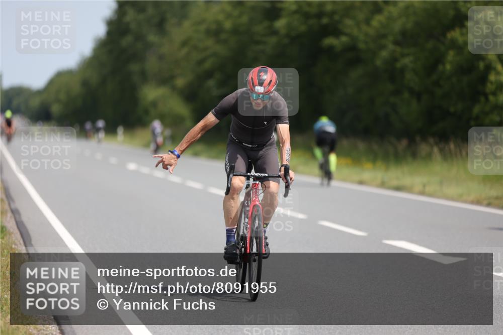 22.06.2025 - Viking Triathlon Yannick Fuchs http://msf.ph/oto/8091955 22.06.2025 11:54:04 Radfahren 159, 222 meine-sportfotos.de
