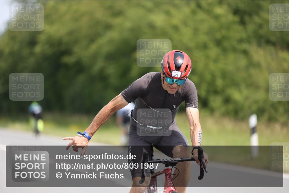 22.06.2025 - Viking Triathlon Yannick Fuchs http://msf.ph/oto/8091987 22.06.2025 11:54:05 Radfahren 159, 222 meine-sportfotos.de
