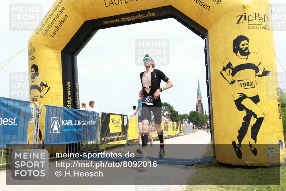 22.06.2025 - Viking Triathlon H.Heesch http://msf.ph/oto/8092016 22.06.2025 13:47:41 Laufen 233, 272, 617, 651 meine-sportfotos.de