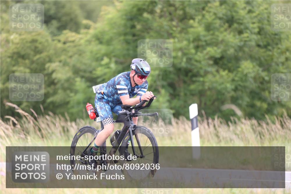 22.06.2025 - Viking Triathlon Yannick Fuchs http://msf.ph/oto/8092036 22.06.2025 13:31:27 Radfahren 23, 142, 144, 466 meine-sportfotos.de