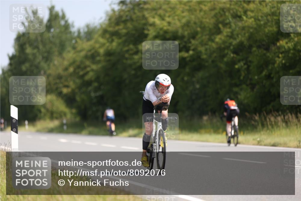 22.06.2025 - Viking Triathlon Yannick Fuchs http://msf.ph/oto/8092076 22.06.2025 11:13:00 Radfahren 99, 168, 213, 381, 406 meine-sportfotos.de