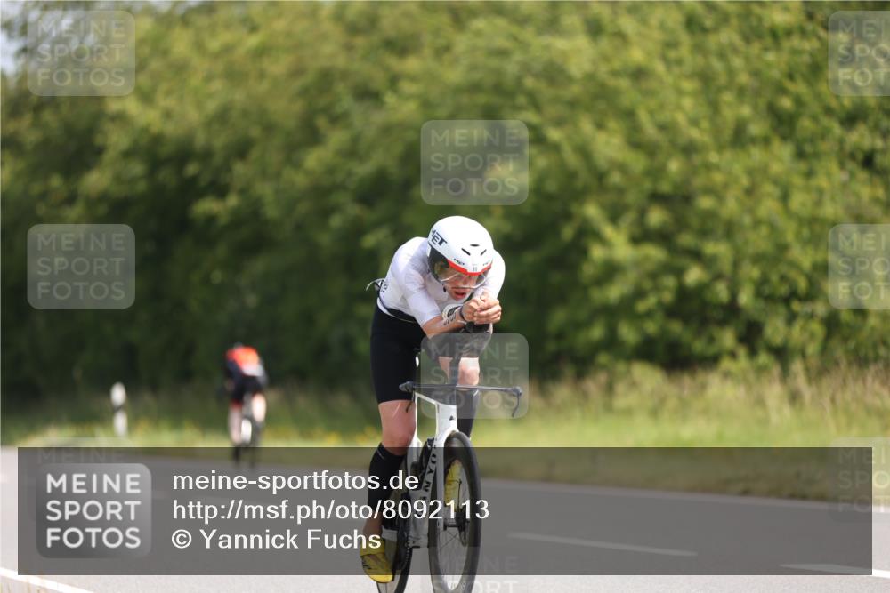 22.06.2025 - Viking Triathlon Yannick Fuchs http://msf.ph/oto/8092113 22.06.2025 11:13:00 Radfahren 99, 168, 213, 381, 406 meine-sportfotos.de