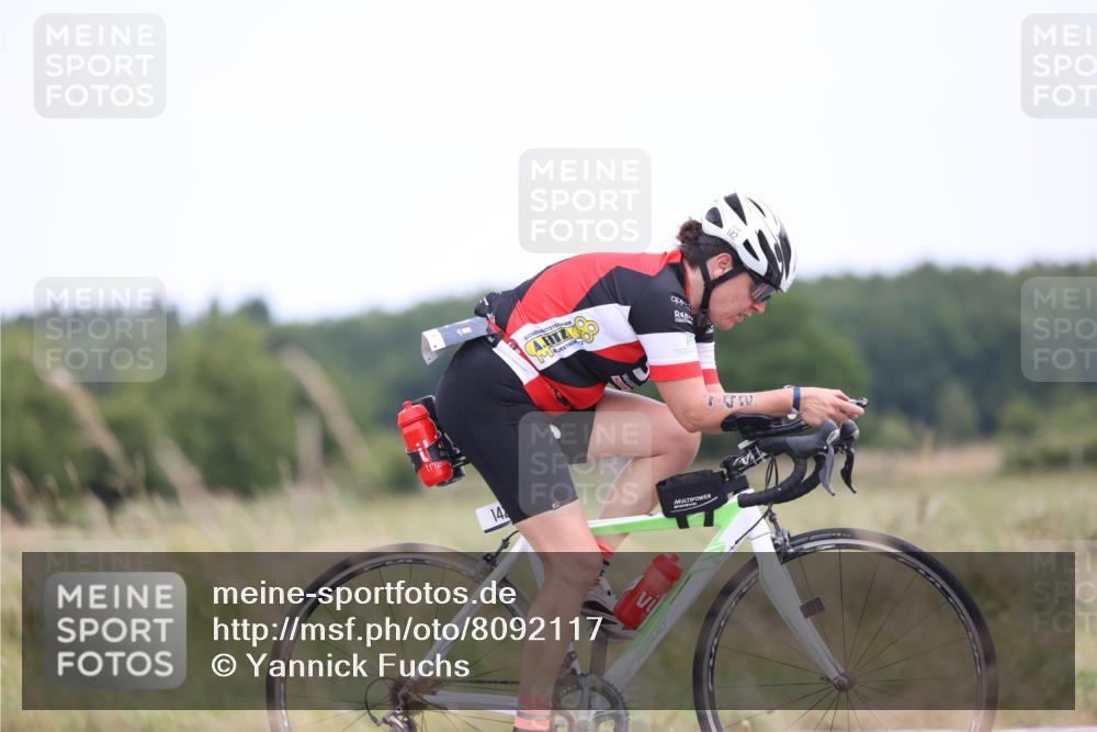 22.06.2025 - Viking Triathlon Yannick Fuchs http://msf.ph/oto/8092117 22.06.2025 13:31:35 Radfahren 142 meine-sportfotos.de