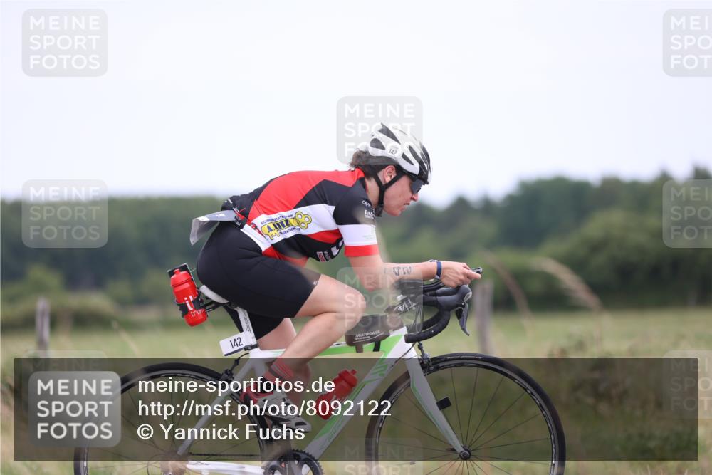 22.06.2025 - Viking Triathlon Yannick Fuchs http://msf.ph/oto/8092122 22.06.2025 13:31:35 Radfahren 142 meine-sportfotos.de