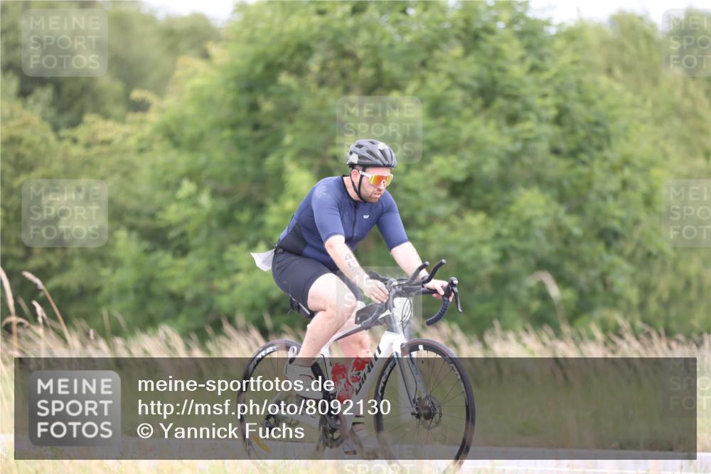 22.06.2025 - Viking Triathlon Yannick Fuchs http://msf.ph/oto/8092130 22.06.2025 13:31:51 Radfahren 402 meine-sportfotos.de