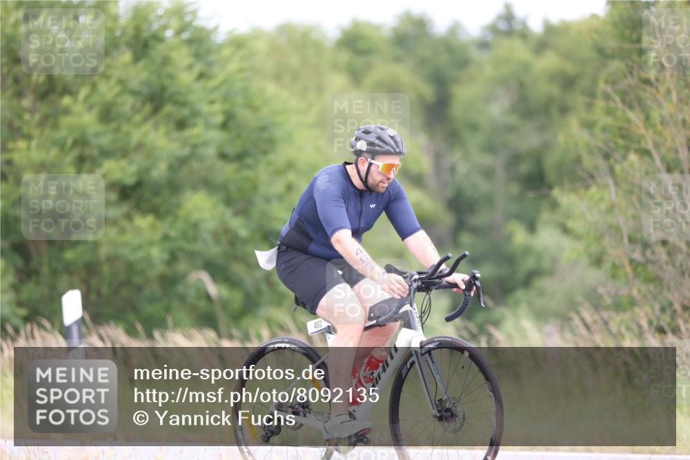 22.06.2025 - Viking Triathlon Yannick Fuchs http://msf.ph/oto/8092135 22.06.2025 13:31:51 Radfahren 402 meine-sportfotos.de