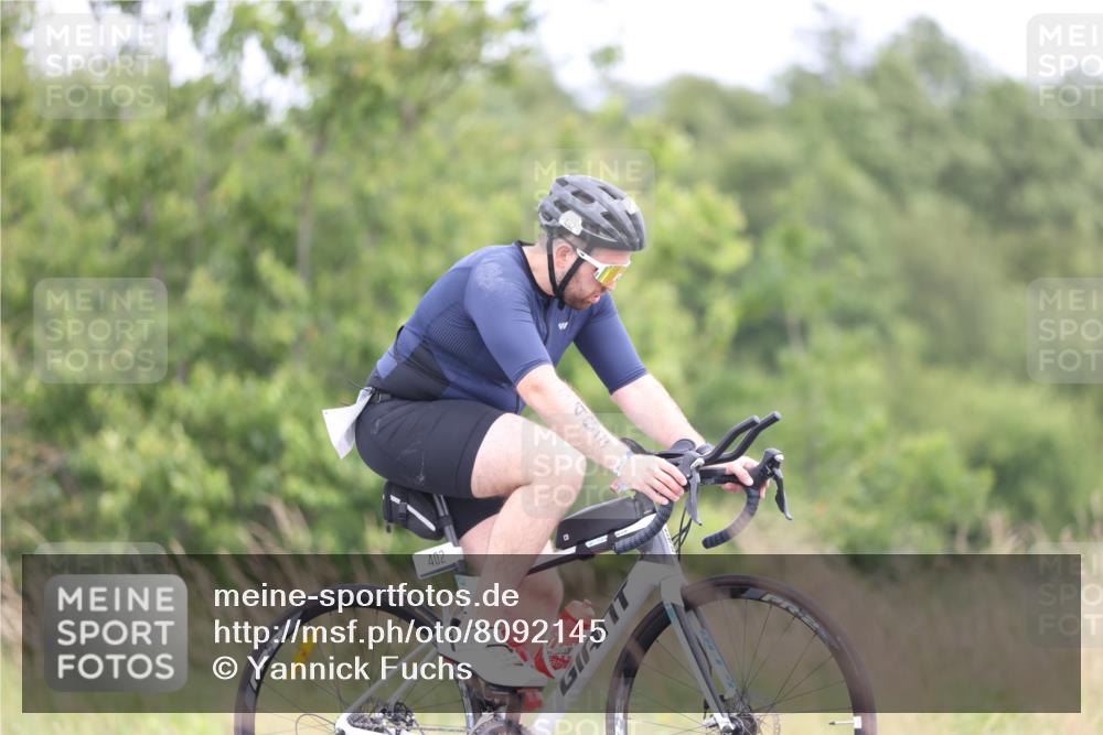 22.06.2025 - Viking Triathlon Yannick Fuchs http://msf.ph/oto/8092145 22.06.2025 13:31:52 Radfahren 402 meine-sportfotos.de