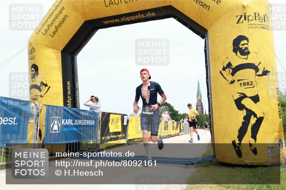 22.06.2025 - Viking Triathlon H.Heesch http://msf.ph/oto/8092161 22.06.2025 13:48:33 Laufen 377 meine-sportfotos.de