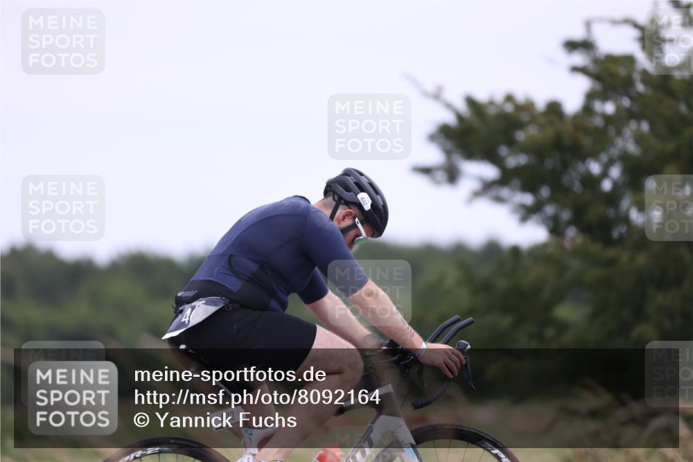 22.06.2025 - Viking Triathlon Yannick Fuchs http://msf.ph/oto/8092164 22.06.2025 13:31:54 Radfahren 402 meine-sportfotos.de