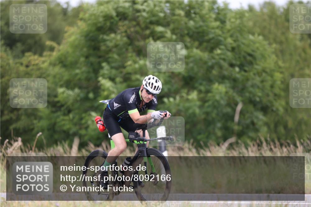 22.06.2025 - Viking Triathlon Yannick Fuchs http://msf.ph/oto/8092166 22.06.2025 13:32:23 Radfahren 241, 523 meine-sportfotos.de