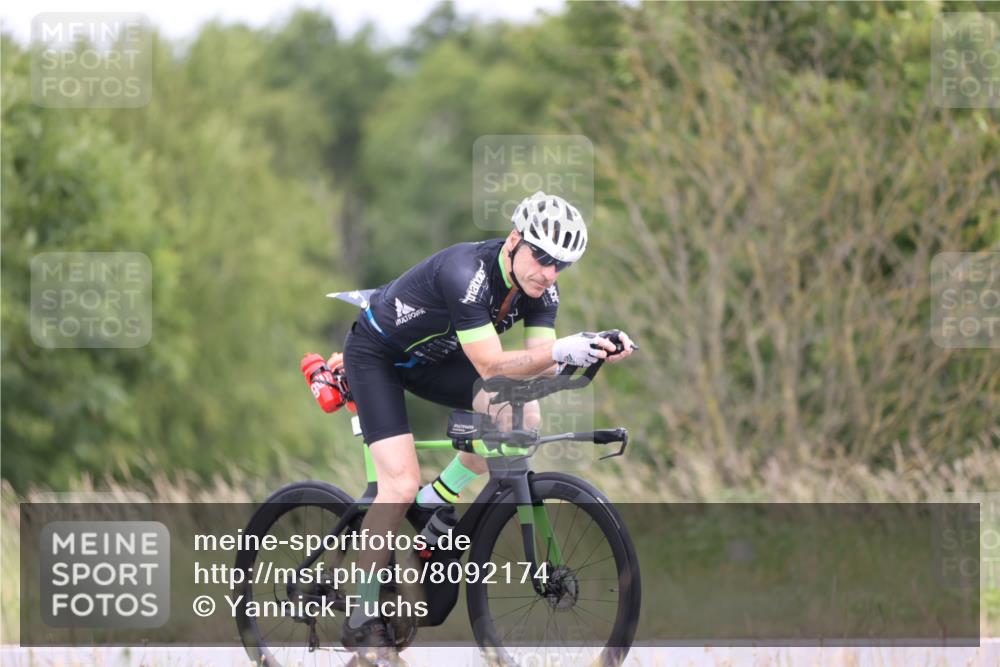 22.06.2025 - Viking Triathlon Yannick Fuchs http://msf.ph/oto/8092174 22.06.2025 13:32:23 Radfahren 241, 523 meine-sportfotos.de