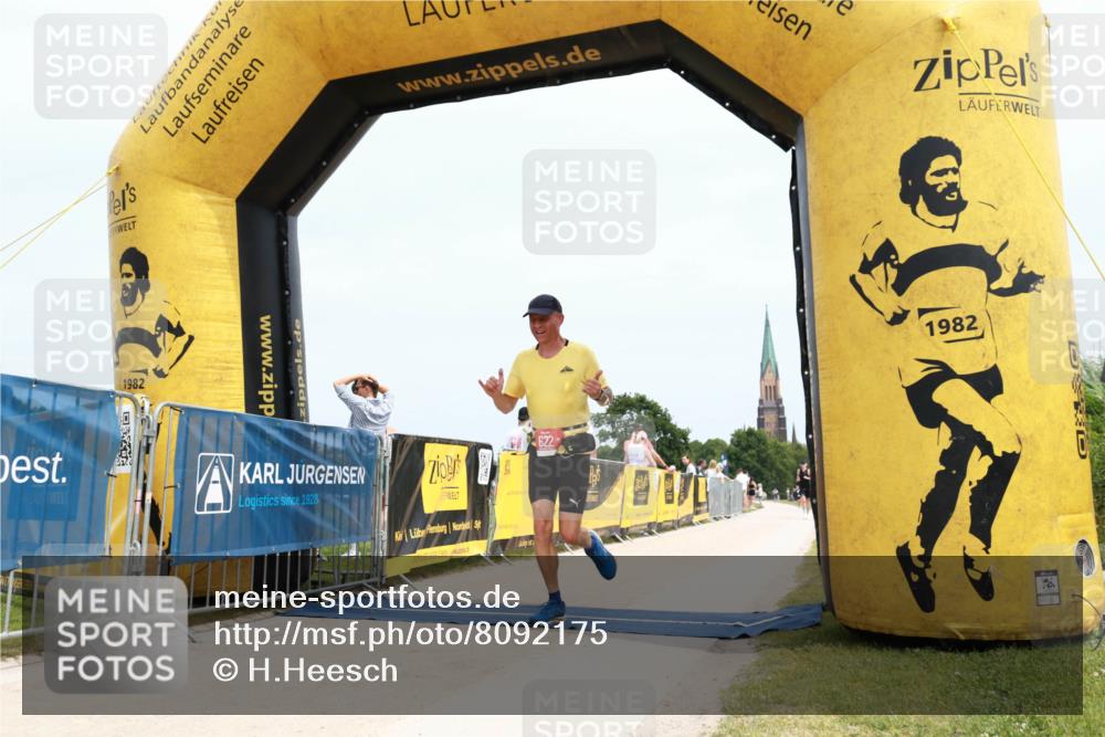 22.06.2025 - Viking Triathlon H.Heesch http://msf.ph/oto/8092175 22.06.2025 13:48:35 Laufen 377 meine-sportfotos.de