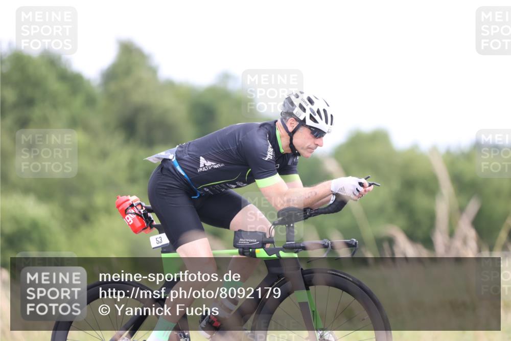 22.06.2025 - Viking Triathlon Yannick Fuchs http://msf.ph/oto/8092179 22.06.2025 13:32:24 Radfahren 241, 523 meine-sportfotos.de
