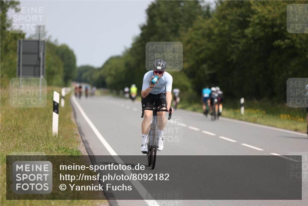 22.06.2025 - Viking Triathlon Yannick Fuchs http://msf.ph/oto/8092182 22.06.2025 11:54:38 Radfahren 25, 65, 66, 357, 369, 421, 641, 649 meine-sportfotos.de