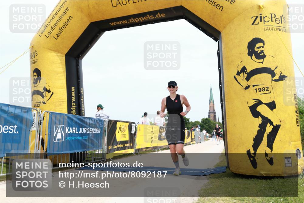 22.06.2025 - Viking Triathlon H.Heesch http://msf.ph/oto/8092187 22.06.2025 13:48:45 Laufen 374 meine-sportfotos.de