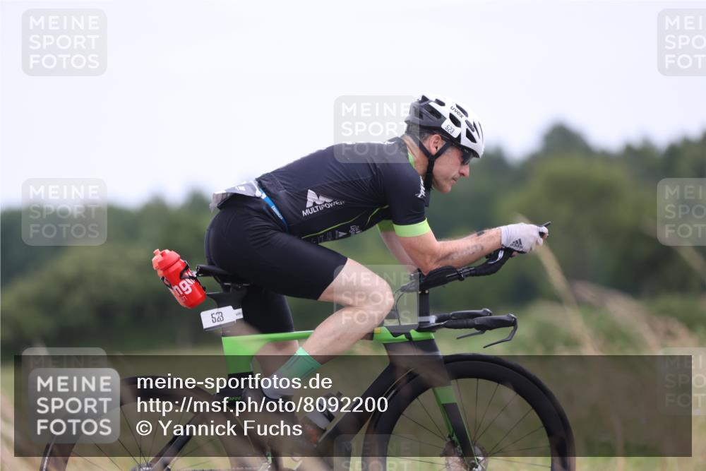 22.06.2025 - Viking Triathlon Yannick Fuchs http://msf.ph/oto/8092200 22.06.2025 13:32:25 Radfahren 241, 523 meine-sportfotos.de