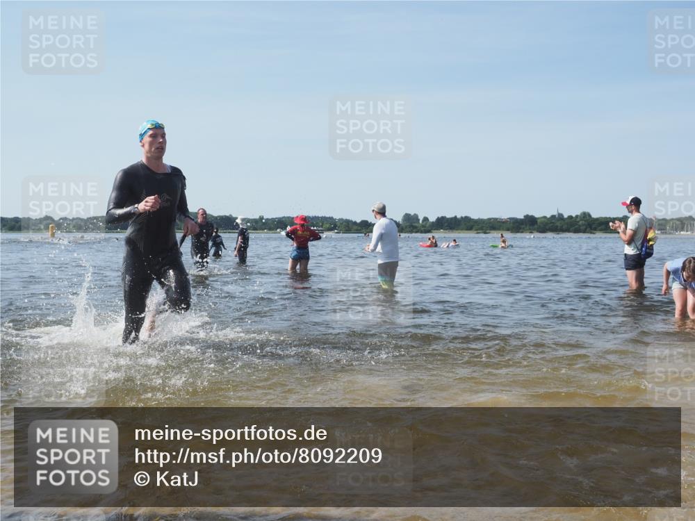22.06.2025 - Viking Triathlon KatJ http://msf.ph/oto/8092209 22.06.2025 10:28:08 Schwimmen 14, 178, 196, 289, 367, 401 meine-sportfotos.de