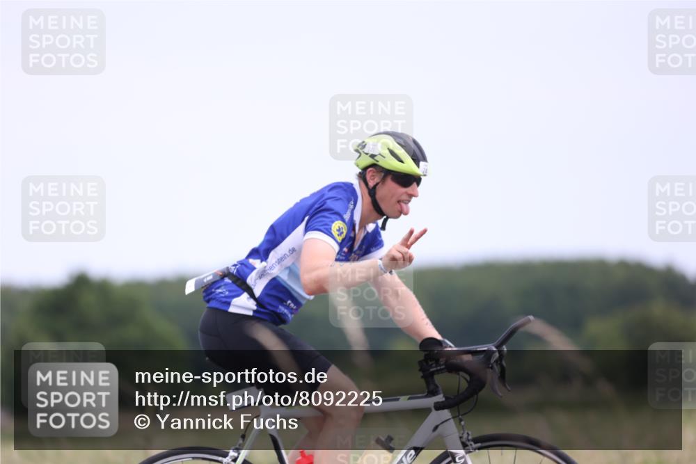22.06.2025 - Viking Triathlon Yannick Fuchs http://msf.ph/oto/8092225 22.06.2025 13:32:32 Radfahren 241, 244 meine-sportfotos.de