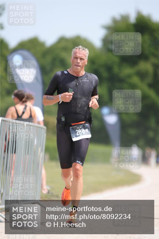 22.06.2025 - Viking Triathlon H.Heesch http://msf.ph/oto/8092234 22.06.2025 13:01:52 Laufen 271, 288, 555 meine-sportfotos.de