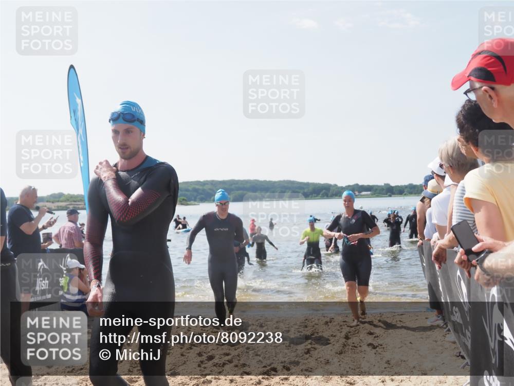 22.06.2025 - Viking Triathlon MichiJ http://msf.ph/oto/8092238 22.06.2025 10:39:09 Schwimmen 79, 148, 181, 182, 185, 276, 295, 351, 386, 408, 416, 451, 536, 654 meine-sportfotos.de