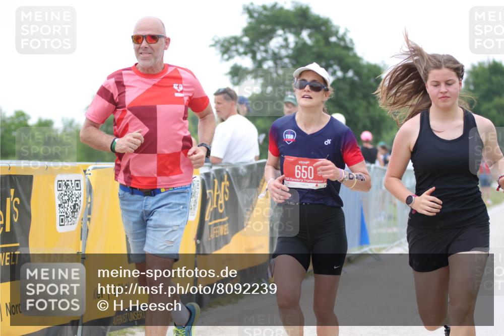 22.06.2025 - Viking Triathlon H.Heesch http://msf.ph/oto/8092239 22.06.2025 16:02:51 Laufen 650 meine-sportfotos.de