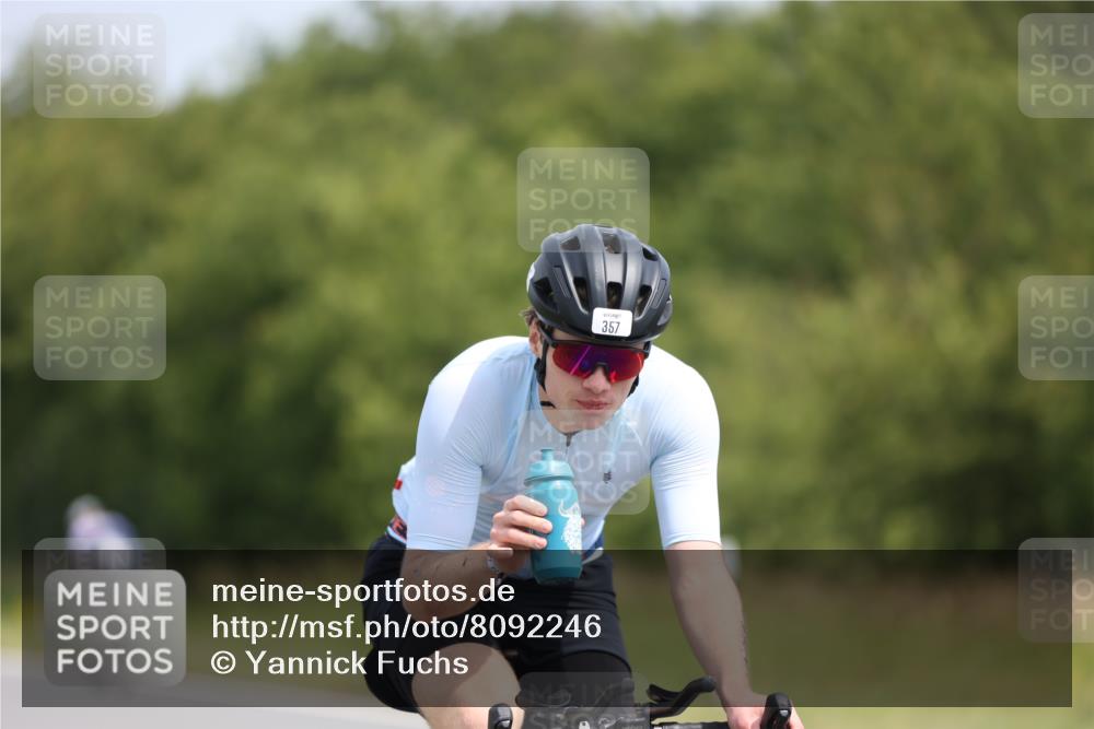 22.06.2025 - Viking Triathlon Yannick Fuchs http://msf.ph/oto/8092246 22.06.2025 11:54:40 Radfahren 25, 65, 66, 357, 369, 636, 641, 649 meine-sportfotos.de