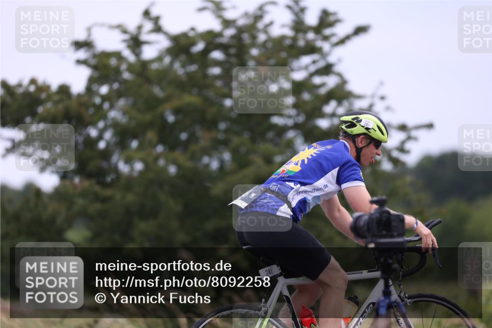 22.06.2025 - Viking Triathlon Yannick Fuchs http://msf.ph/oto/8092258 22.06.2025 13:32:33 Radfahren 241, 244 meine-sportfotos.de