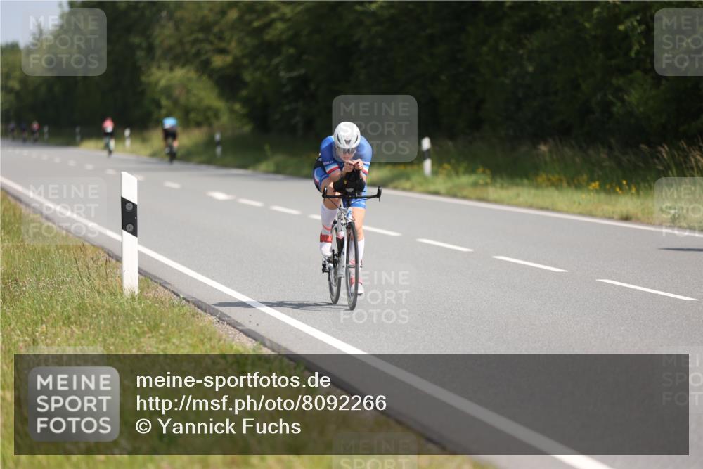 22.06.2025 - Viking Triathlon Yannick Fuchs http://msf.ph/oto/8092266 22.06.2025 11:14:39 Radfahren 60, 230, 261, 263 meine-sportfotos.de