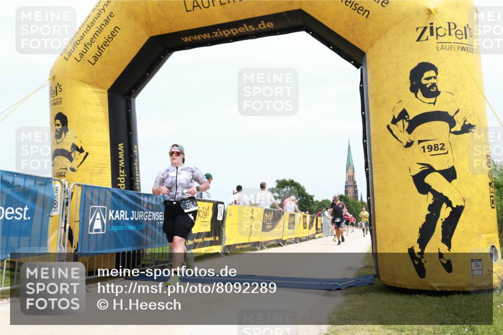 22.06.2025 - Viking Triathlon H.Heesch http://msf.ph/oto/8092289 22.06.2025 13:49:26 Laufen 236, 395 meine-sportfotos.de
