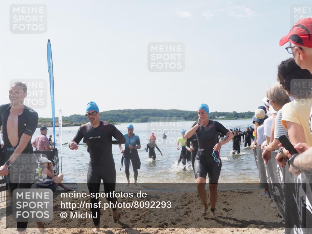 22.06.2025 - Viking Triathlon MichiJ http://msf.ph/oto/8092293 22.06.2025 10:39:10 Schwimmen 79, 148, 181, 182, 185, 238, 276, 295, 351, 386, 408, 416, 451, 536, 654 meine-sportfotos.de