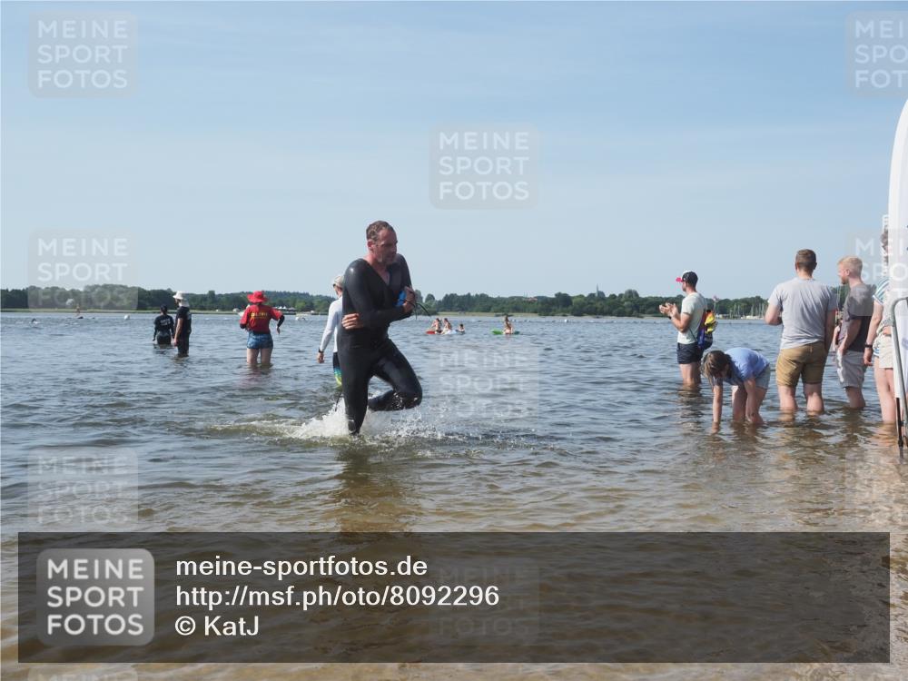 22.06.2025 - Viking Triathlon KatJ http://msf.ph/oto/8092296 22.06.2025 10:28:15 Schwimmen 367 meine-sportfotos.de