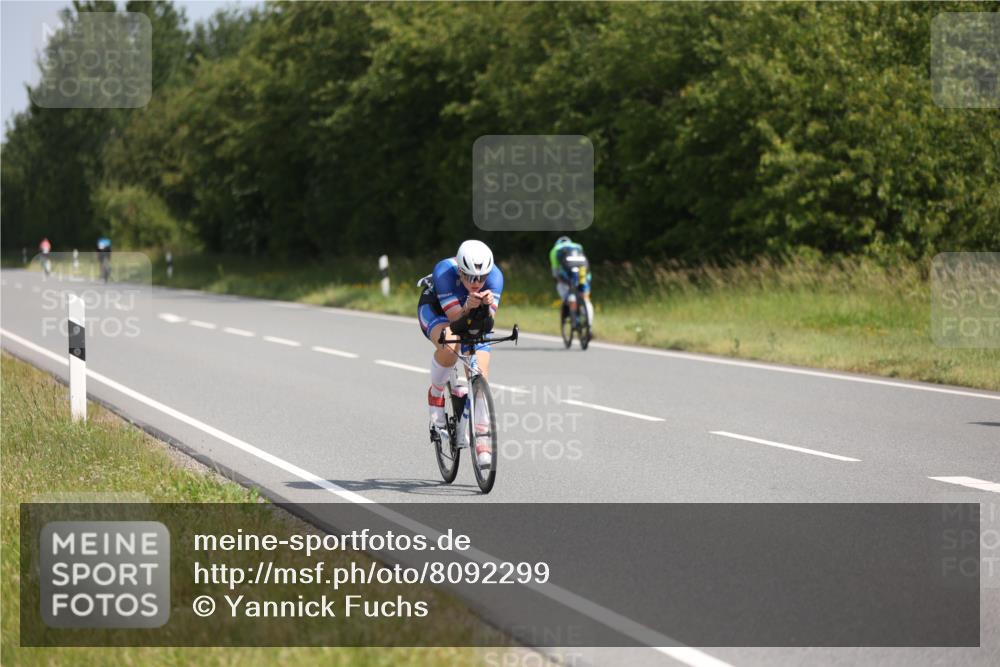 22.06.2025 - Viking Triathlon Yannick Fuchs http://msf.ph/oto/8092299 22.06.2025 11:14:40 Radfahren 60, 230, 261 meine-sportfotos.de