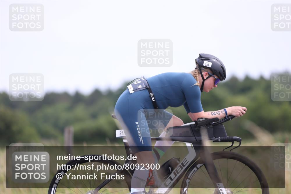 22.06.2025 - Viking Triathlon Yannick Fuchs http://msf.ph/oto/8092300 22.06.2025 13:32:40 Radfahren 244 meine-sportfotos.de