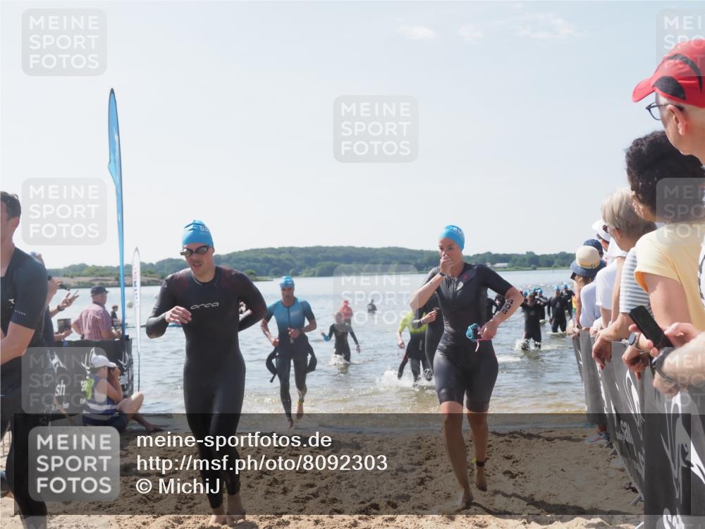 22.06.2025 - Viking Triathlon MichiJ http://msf.ph/oto/8092303 22.06.2025 10:39:10 Schwimmen 79, 148, 181, 182, 185, 238, 276, 295, 351, 386, 408, 416, 451, 536, 654 meine-sportfotos.de