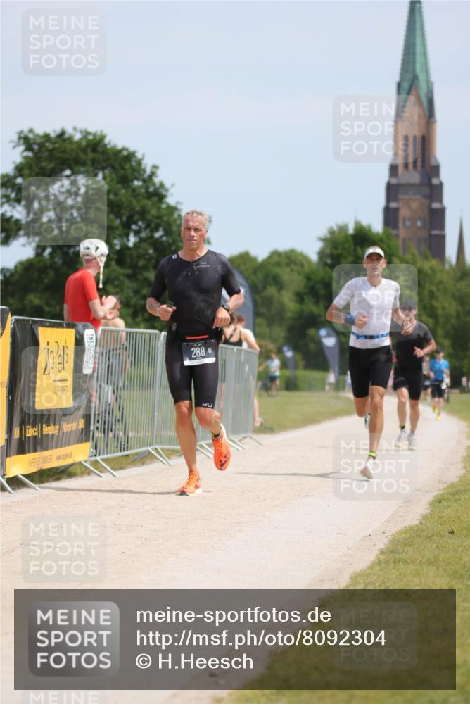 22.06.2025 - Viking Triathlon H.Heesch http://msf.ph/oto/8092304 22.06.2025 13:01:53 Laufen 271, 288, 555 meine-sportfotos.de