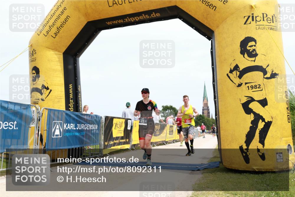 22.06.2025 - Viking Triathlon H.Heesch http://msf.ph/oto/8092311 22.06.2025 13:49:31 Laufen 236, 249, 379, 395, 604 meine-sportfotos.de