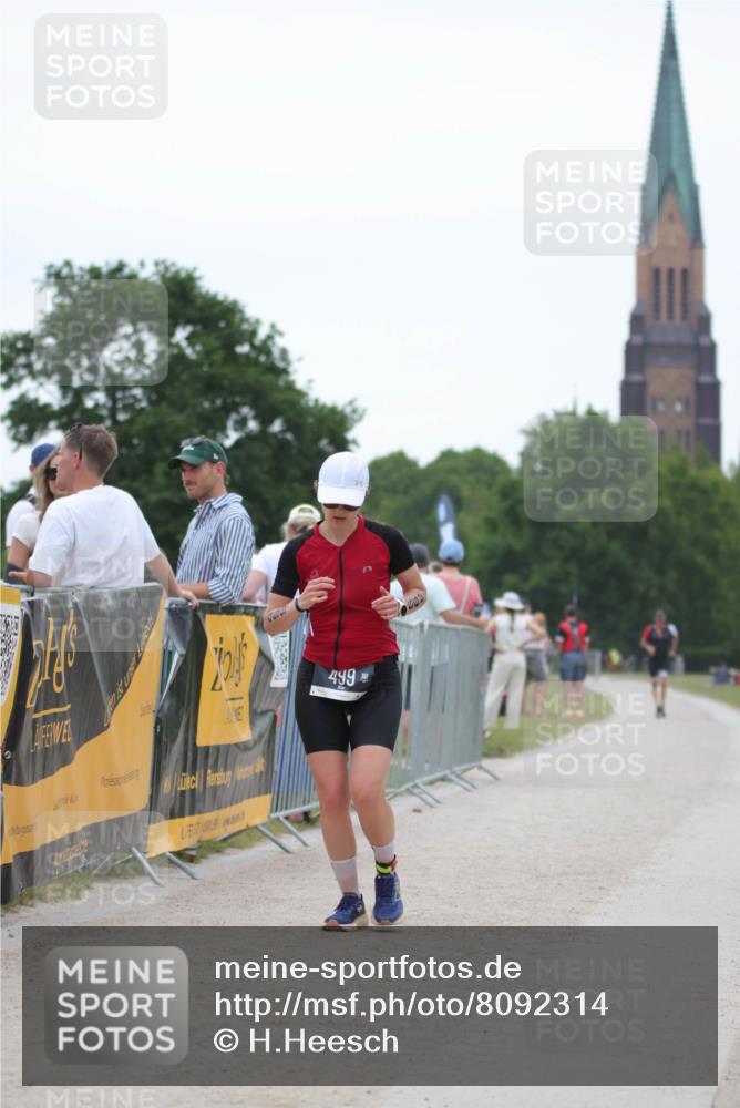 22.06.2025 - Viking Triathlon H.Heesch http://msf.ph/oto/8092314 22.06.2025 16:03:08 Laufen 499 meine-sportfotos.de