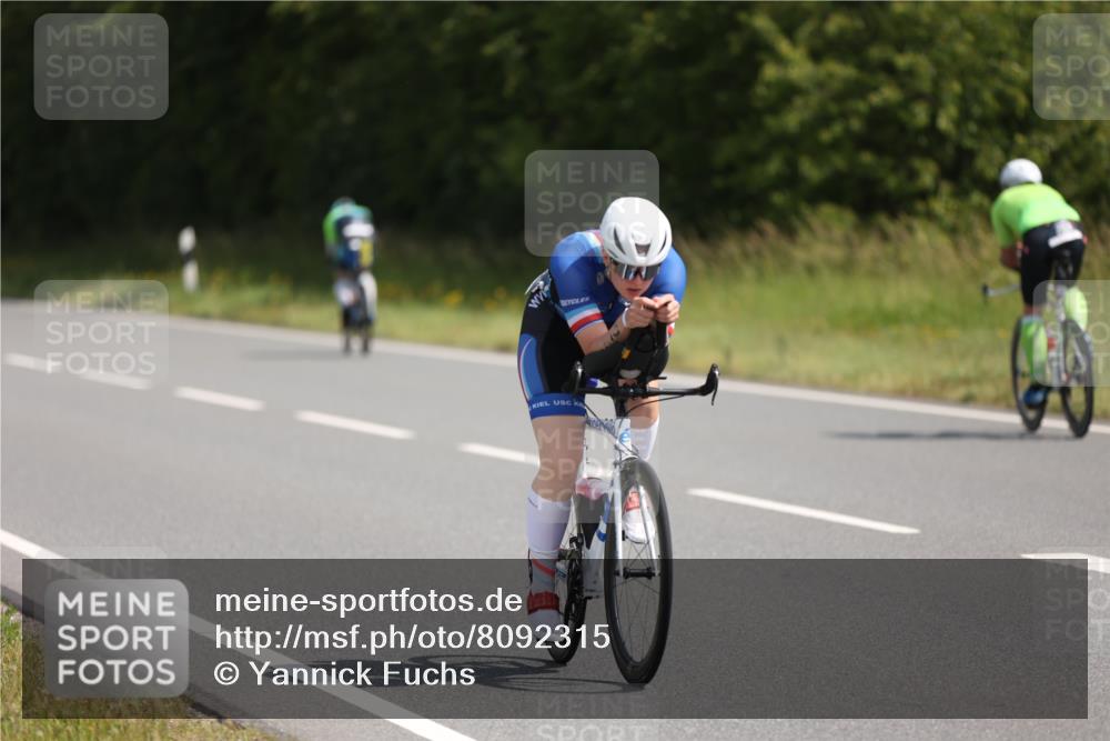 22.06.2025 - Viking Triathlon Yannick Fuchs http://msf.ph/oto/8092315 22.06.2025 11:14:40 Radfahren 60, 230, 261 meine-sportfotos.de