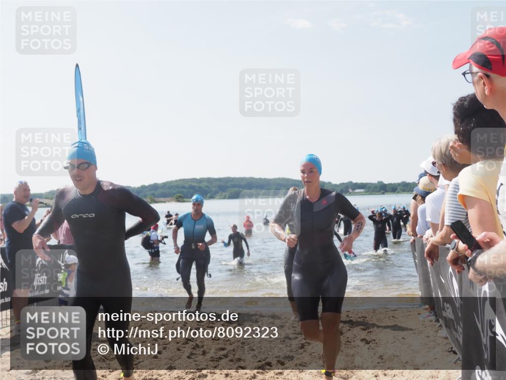 22.06.2025 - Viking Triathlon MichiJ http://msf.ph/oto/8092323 22.06.2025 10:39:11 Schwimmen 79, 148, 181, 182, 185, 238, 276, 295, 351, 386, 408, 451, 536, 654 meine-sportfotos.de
