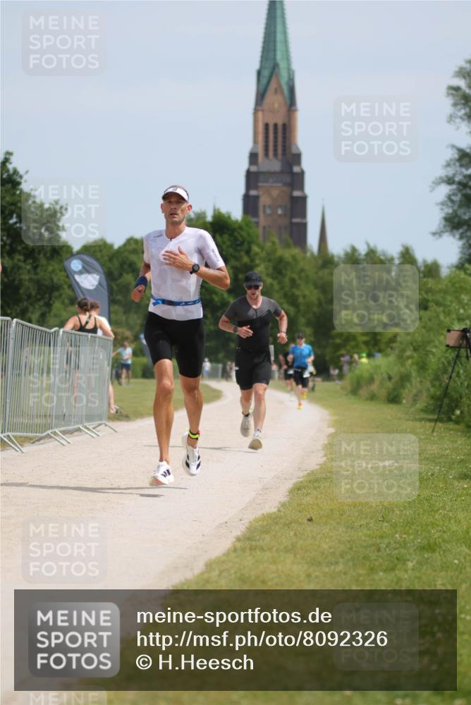 22.06.2025 - Viking Triathlon H.Heesch http://msf.ph/oto/8092326 22.06.2025 13:01:54 Laufen 271, 288, 555 meine-sportfotos.de