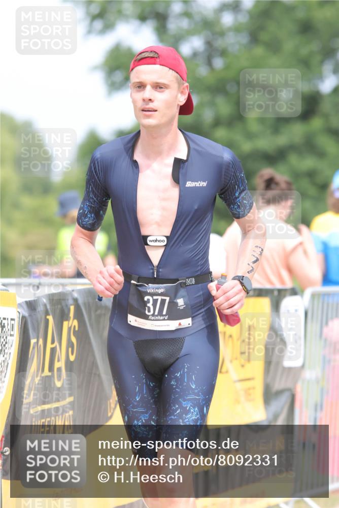 22.06.2025 - Viking Triathlon H.Heesch http://msf.ph/oto/8092331 22.06.2025 15:14:39 Laufen 377 meine-sportfotos.de